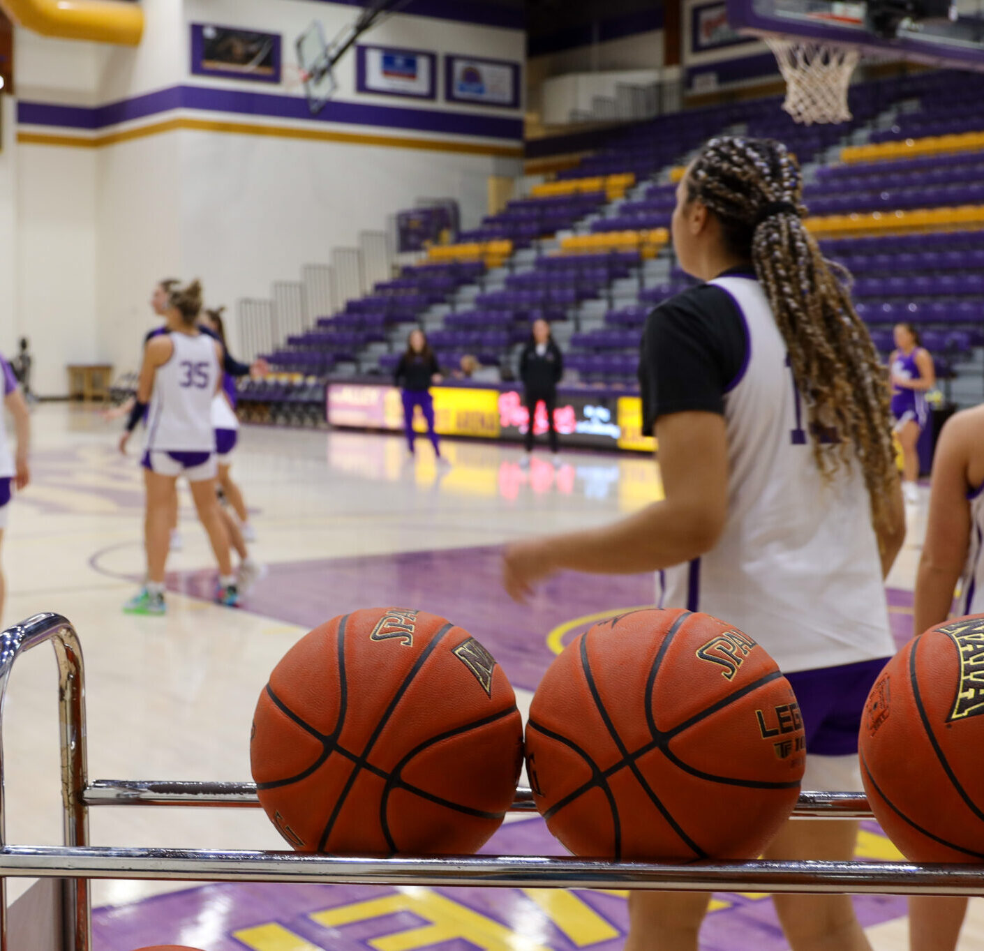 women's basketball warmups